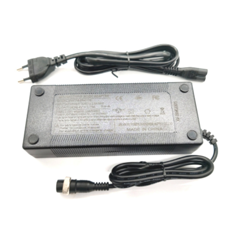 Chargeur 66.4V 1.75A Chargeur 66.4V 1.75A