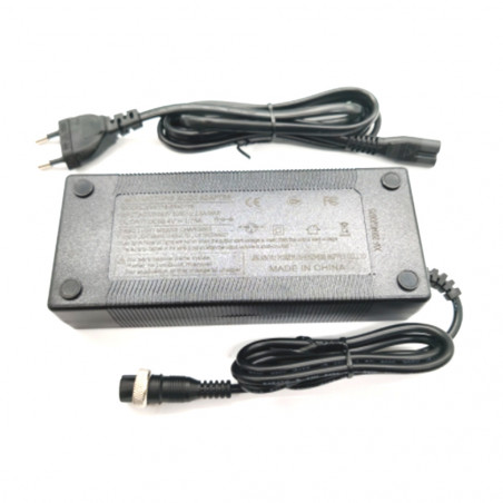 Chargeur 58.1V 2A