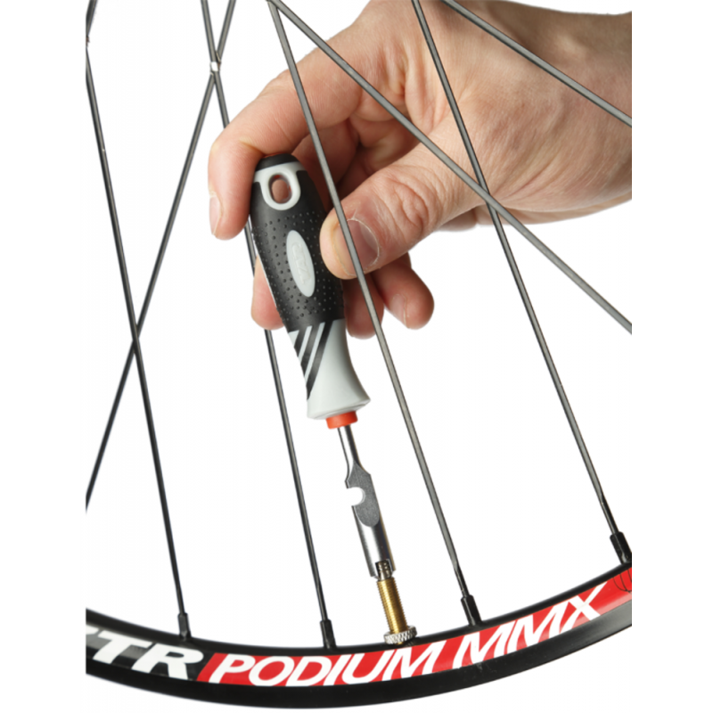 Démonte obus pour valves Presta et prolongateur