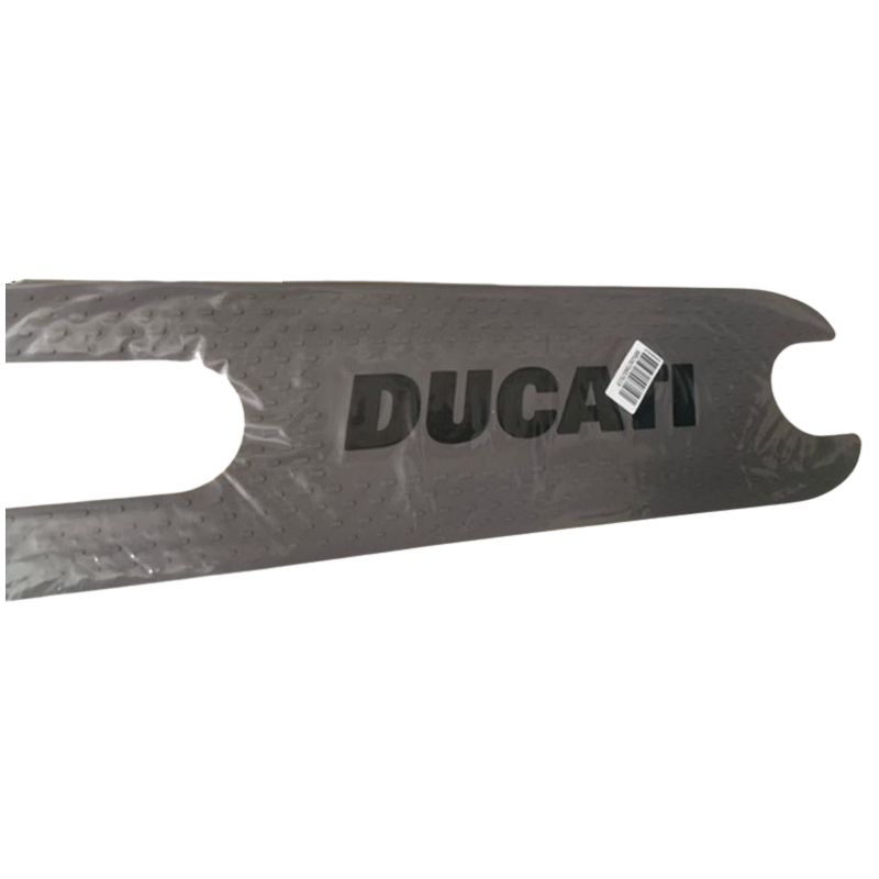 DUCATI Origine - Tapis de pied en silicone avec logo DUCATI noir DUCATI Origine - Tapis de pied en silicone avec logo DUCATI noir